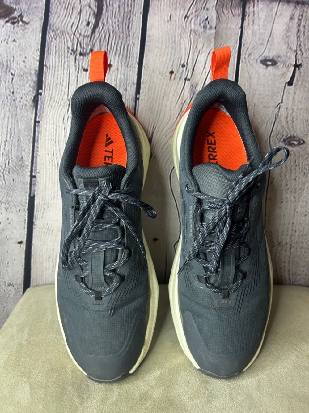 NWOT Adidas men’s Terrex free hiker 2.0 sneaker w/ gore-Tex size 11